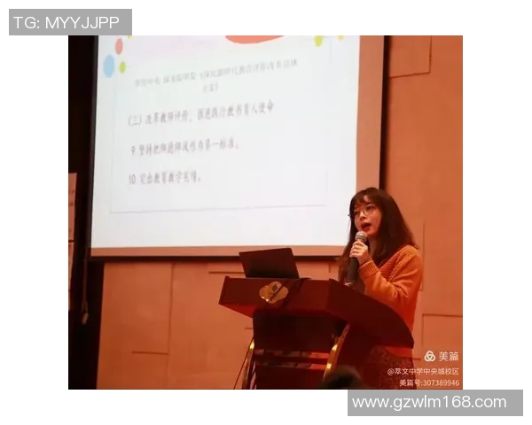 张芳的羽毛球人生探秘：从热爱到职业的深度对话与成长之路