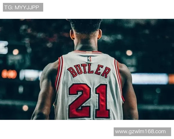 吉米巴特勒领衔热火队奋战季后赛展现超强领导力与团队精神