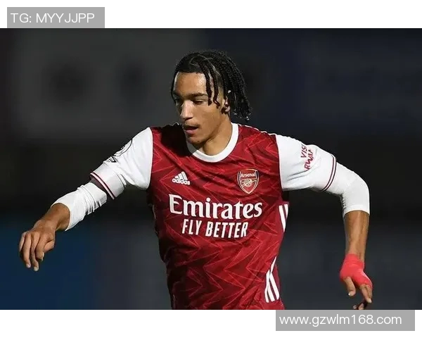 哈维西蒙斯的崛起之路：从青训天才到足坛新星的精彩历程