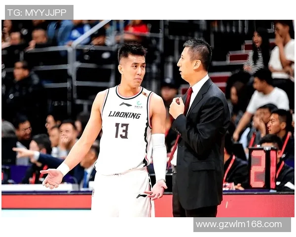 郭艾伦领衔中国男篮新征程展现实力与风采的精彩瞬间