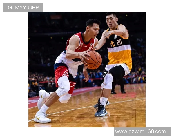 李根的篮球之路：从青涩少年到CBA明星的成长历程与心路历程