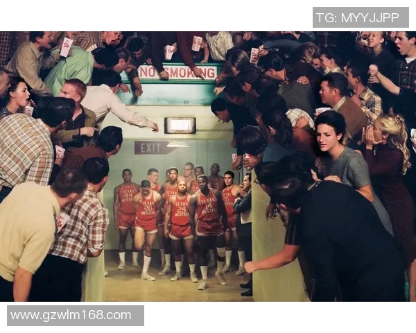 杰登艾维的篮球之路：从新秀到全明星的成长历程与挑战