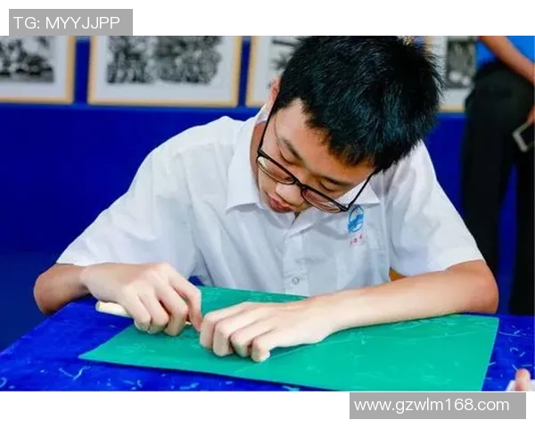 深圳街舞队的攀岩联赛成长之路与梦想追逐的精彩历程