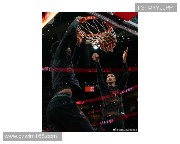 火箭队与猛龙队精彩对决分析及国外网站最新动态分享