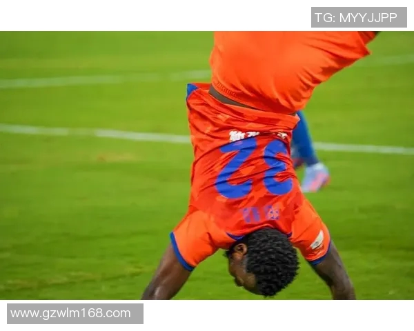 热议CSGO：JDG如何通过比赛经验的变革提升团队实力与战术执行力