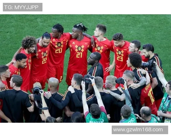 贝西与里昂首回合激战回顾双方表现及战术分析